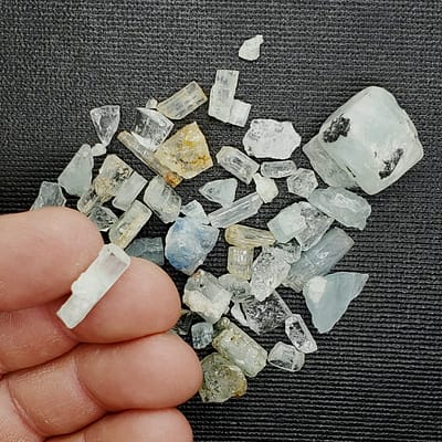 5511d3c8-ac94-503b-afb5-8c991bd86120-2.jpg Aquamarine Specimen Lot A