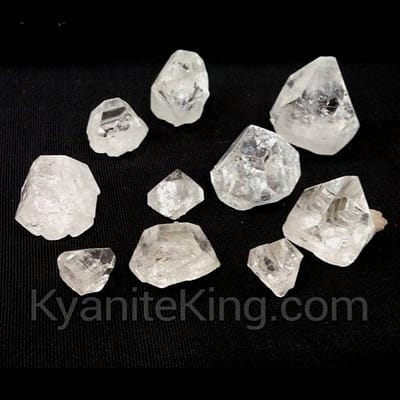 55f77c22-b6cb-57a3-89f6-d0a819a0eb79.jpg Apophyllite Tops