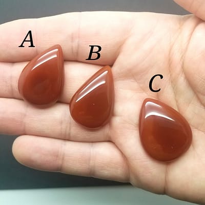 ae5c5acb-432e-5817-9625-b0b262c954e9.jpg Carnelian Cabochons | Lot CARNTD1