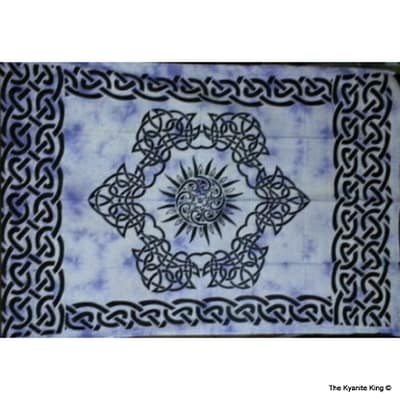 cf8ea569-d14d-5844-9fe7-b0eed4439298.jpg Celtic Knot Sun Tapestry -Purple