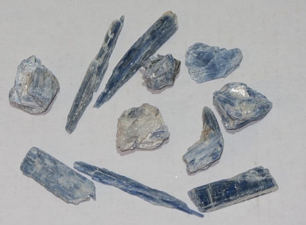 7784adbd-052f-58b4-8eef-81426969264b.jpg Blue Kyanite Clusters Small-Medium Size 1 pound