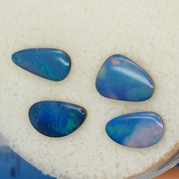 62d4d843-a935-5cbc-a954-788f0fb52c30.jpg OPAL Cabochons | 4 Piece Wholesale | Boulder Opal LOT F