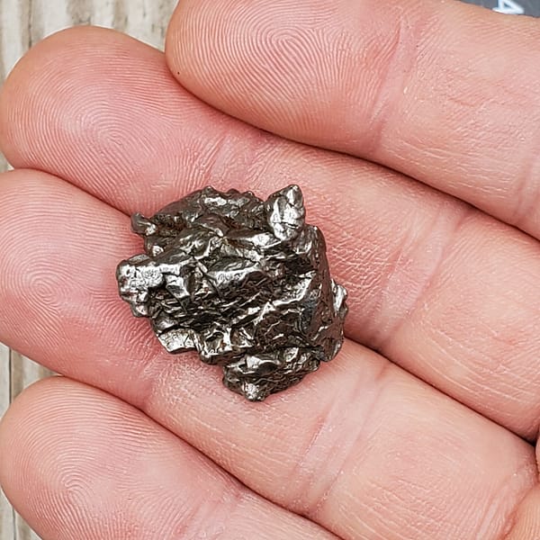 e5683e1f-9c2f-529f-97ff-6373013cf57a.jpg Meteorite Specimen | Campo Del Cielo | R2