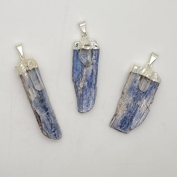 292182f8-fb4d-5f06-91a2-58467a550a4e.jpg Blue Kyanite Pendant with Clear Quartz Accent