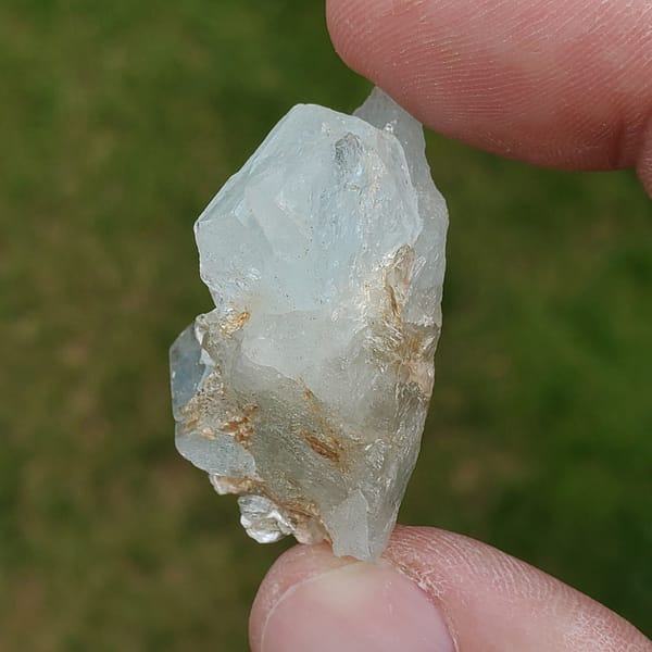 b2d52242-cbcc-5a9d-b5e6-117d13cb49c5-1.jpg Aquamarine Crystal AQ4