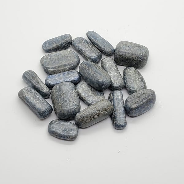 bad5367f-16be-5c9a-9519-1018ddf76bc1-1.jpg Kyanite Tumbled Stone 1 Pc