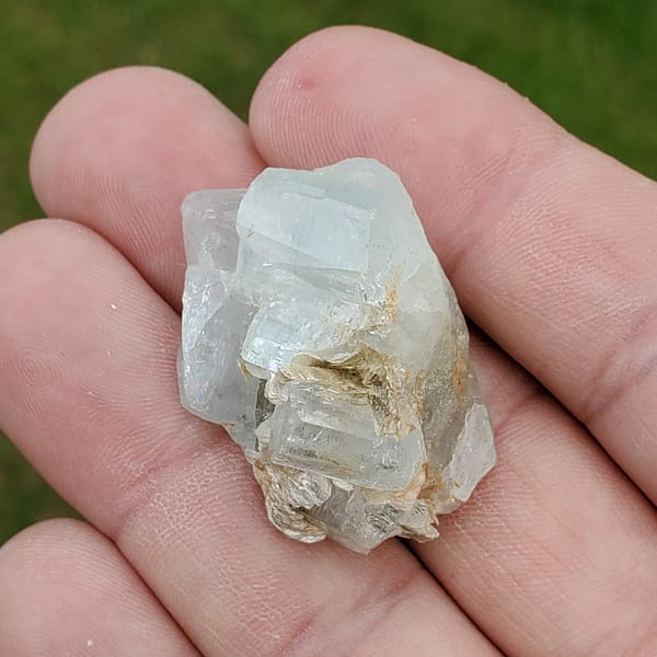 f8e10e28-e5ee-52e0-8779-d732972b0b3e-1.jpg Aquamarine Crystal AQ4