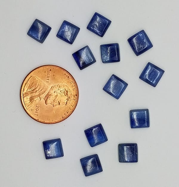 63c202c1-aba1-5aab-9040-330d305eddc3.jpg Blue Kyanite Cabochons Square Shape | 6mm