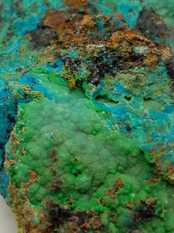 dea255e2-8e7e-54de-902d-d3cdb41b83c8.jpg Chrysocolla Natural Specimen Wholesale 1 LB